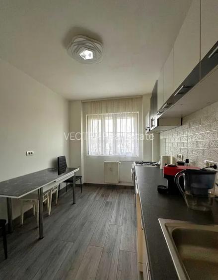 Apartament de 3 camere, decomandat, 70 mp, zona Drumul Taberei - 5