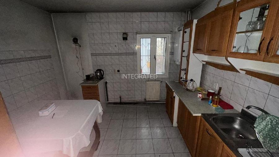 PARC SEBASTIAN,  Apartament cu 4 camere decomandat - 96mp, etaj 6 - 8