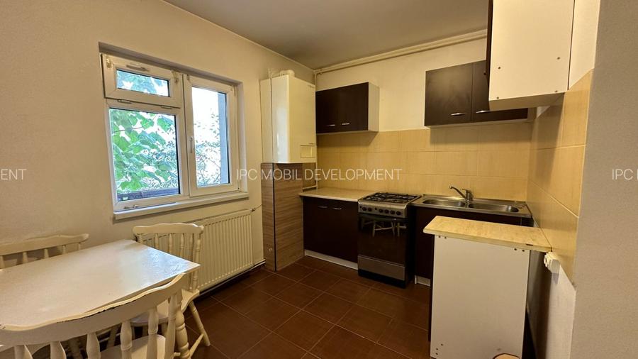 Apartament cu 3 camere de inchiriat  - 7