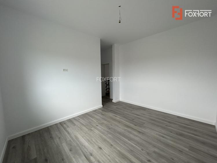 Duplex deosebit cu 5 camere in Ghiroda  - 13