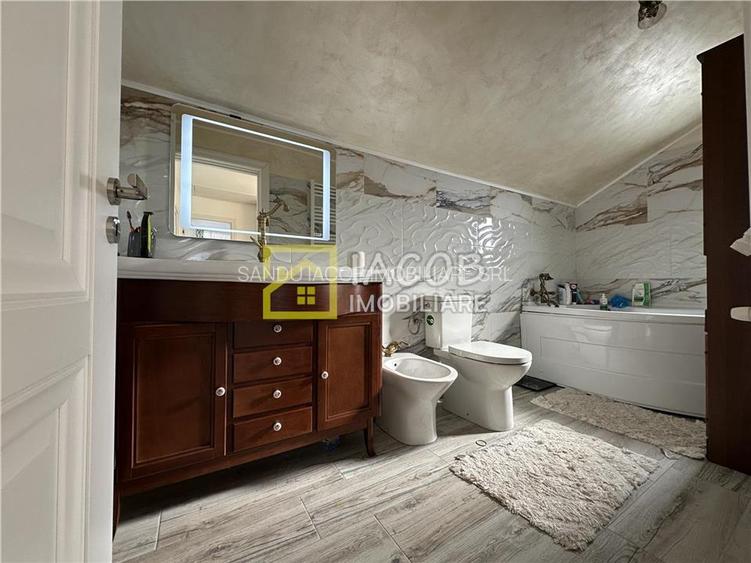 Casa in Lilieci ? Moderna, Spatioasa si Gata de Mutare - 8