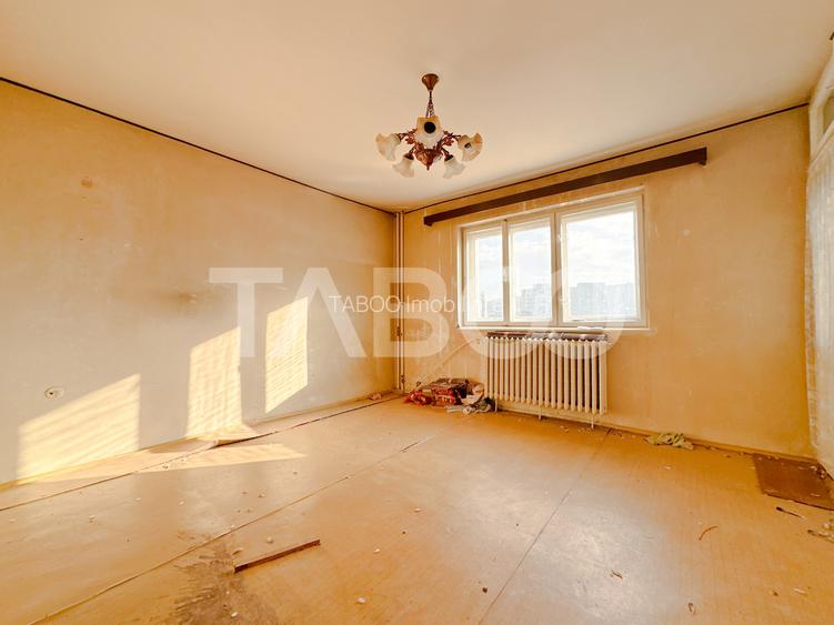 De vanzare apartament cu 2 camere decomandate si panorama - 3