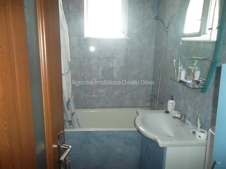 Vand apartament 3 camere decomandat in Deva, zona Carpati, - 7