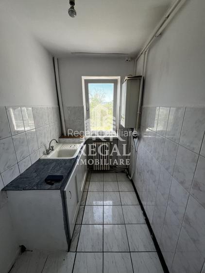 Apartament 2 camere decomandat – Micro 7 | Etaj 2 | Balcon | Panoramă - 4