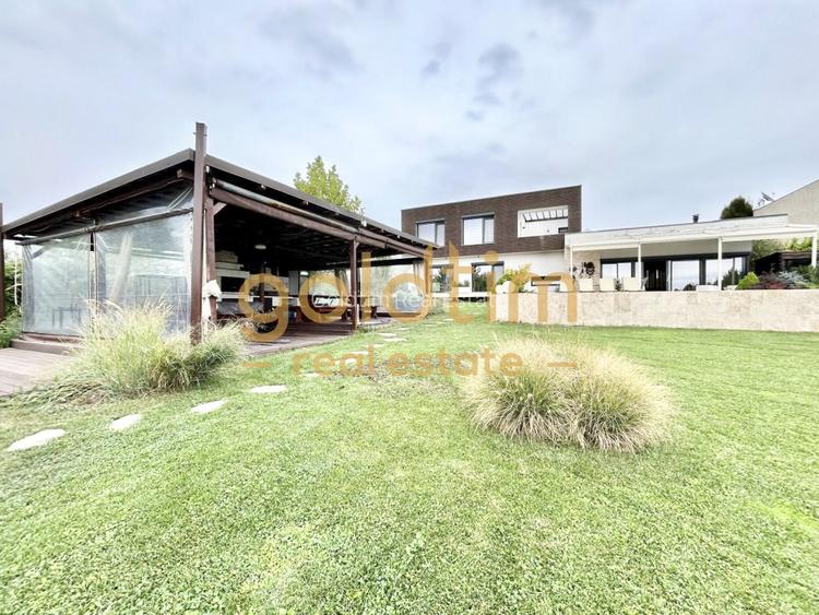 VILA SUPERBA/MOBILATA/UTILATA/PISCINA/CURTE 3000 MP/IESIRE LA LAC - 38