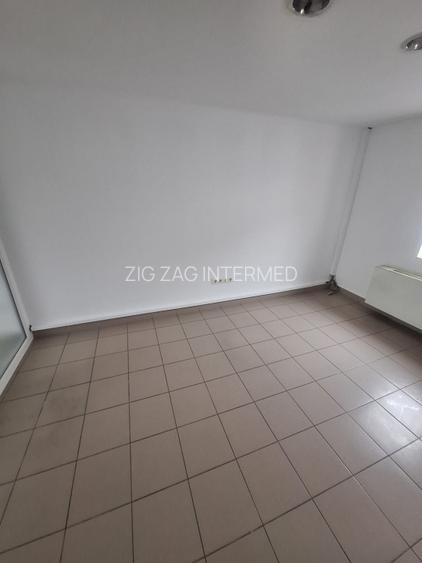 Delfinariu, cladire P+1 , spatiu depozitare 126 mp., curte 463 mp. - 10