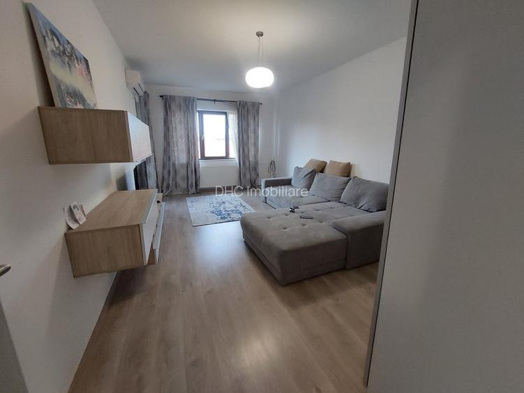 Exigent One Grozavesti regie garsoniera imensa - 6