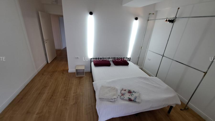 APARTAMENT 3 CAMERE   CU 3 BAI - LUX - LOC PARCARE - COMISION 0 - 32