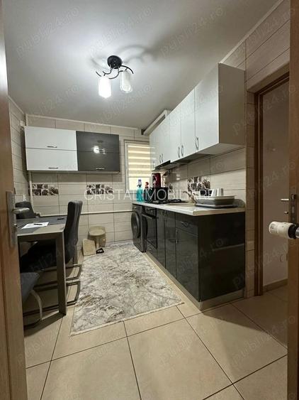 De vanzare apartament 2 camere Drumul Taberei - 5