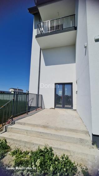 Casa Single Bucuresti, P+2+M, 368 mp, teren 530 mp, 299000 e, Neg. - 2