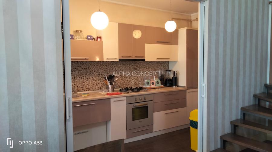 APARTAMENT TIP DUBLEX -ZONA INEL 2 - 19