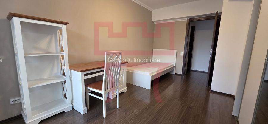 Inchiriere apartament 4 camere recent renovat in Plopilor Vest + garaj - 13