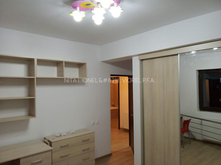 PROPRIETAR! Vila 5 camere Prelungirea Ghencea - Cartierul Latin - Str. Toamnei 2 - 4