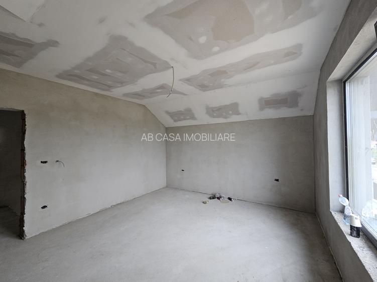Duplex nou, P+M, 1 apartament la cheie, 1 la alb, Moșnița Nouă, comision 0% - 13