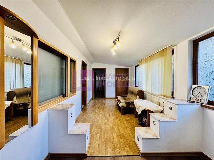 Casa de vanzare Piata Cluj | teren 336 mp | doua apartamente si anexe - 3