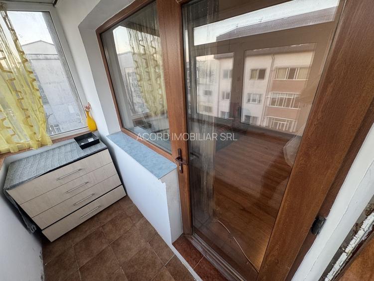 Apartament 2 camere zona Inel 1 - 8