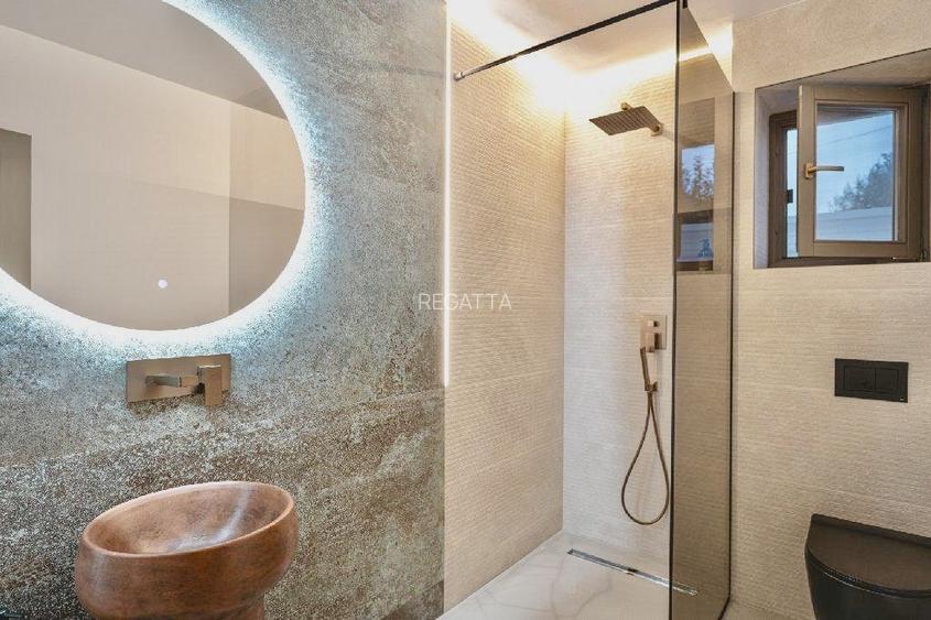 vila cu piscina cu teren de 460mp - 8