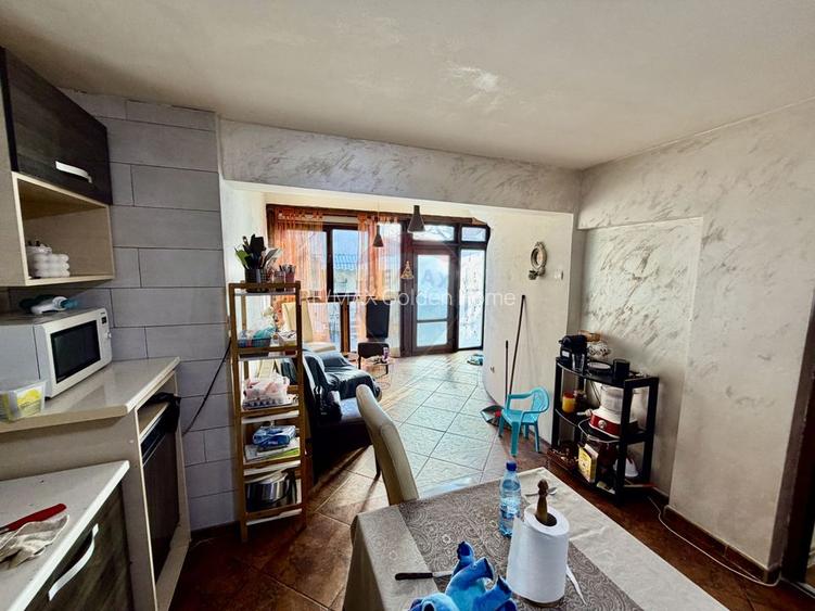 Casă / Vilă cu 4 camere de vânzare - 16