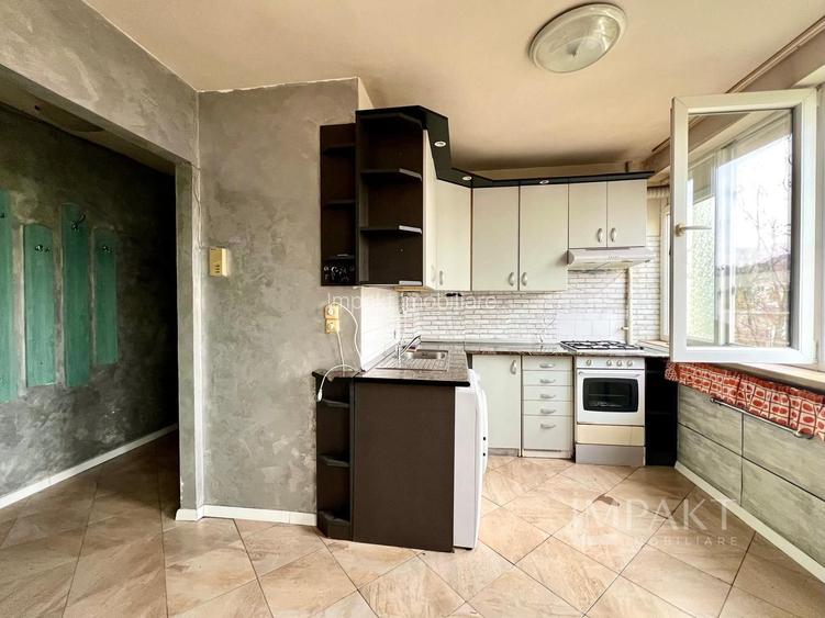 Persoana fizica vand sau schimb 3 camere grigorescu zona O Ghibu . - 4