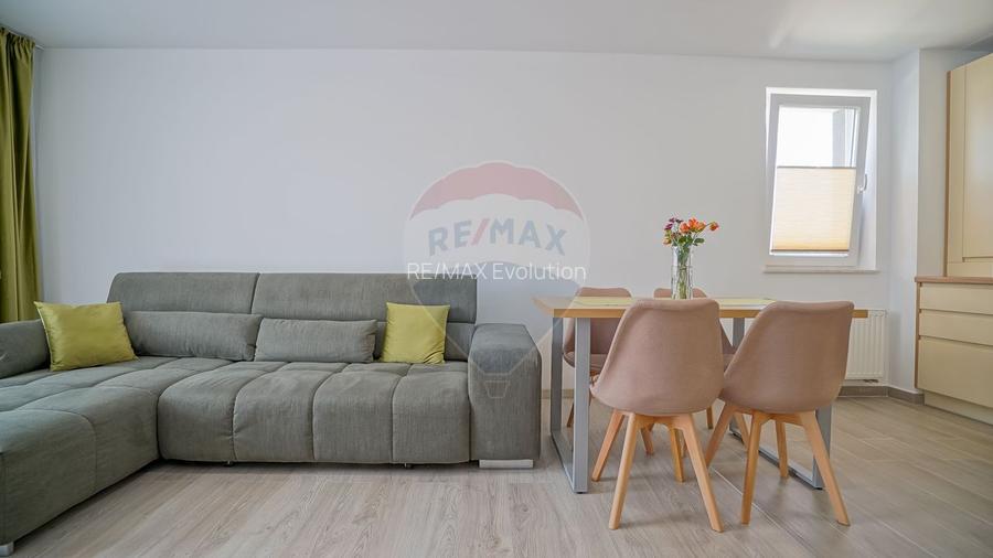 COMISION 0%! Apartament 2 camere mobilat și utilat | loc de parcare | - 12