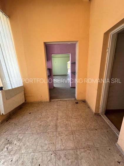 spatiu comercial - COMARNIC - 7