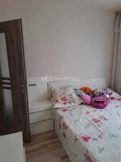 Mobilat si utilat la etajul 2 in bloc anvelopat - 5