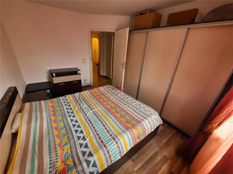 4 camere decomandat Piata Delfinului