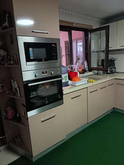 Casa curte/ 3 camere/Andronache/zona linistita/sector 2