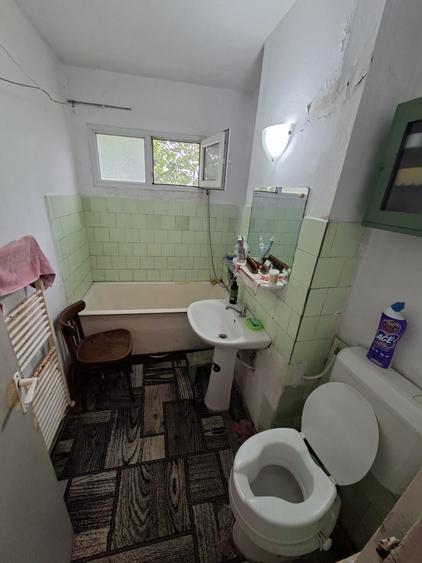 Apartament cu 2 camere, etajul 2/4, zona Tatarasi