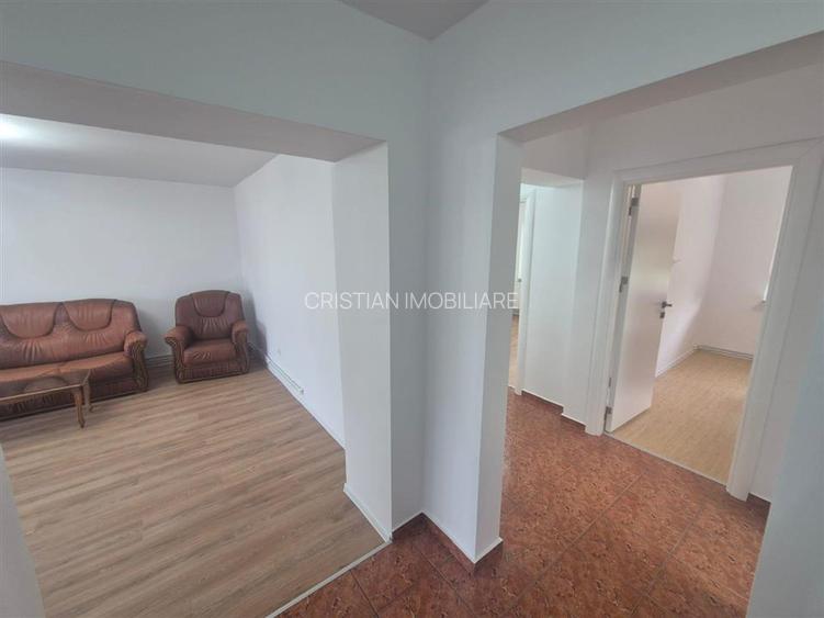 3 camere decomandat, Mobilat, zona GARII - 2