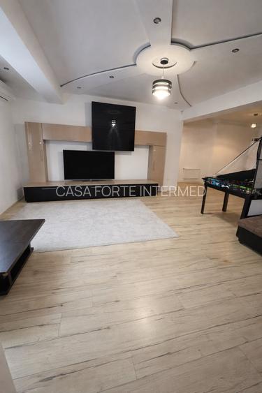 Apartament 3 camere 115 mp Institutul de Marina - Zona Compozitori  177.000€ - 3