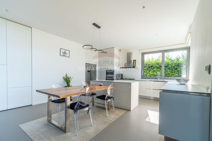 Casa de lux de vanzare in White House Residence - 12