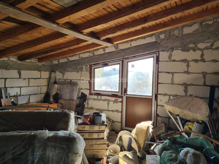 Vila P+1+M  in Adjud  zona linistita - pentru 1, 2 sau 3 familii - 14