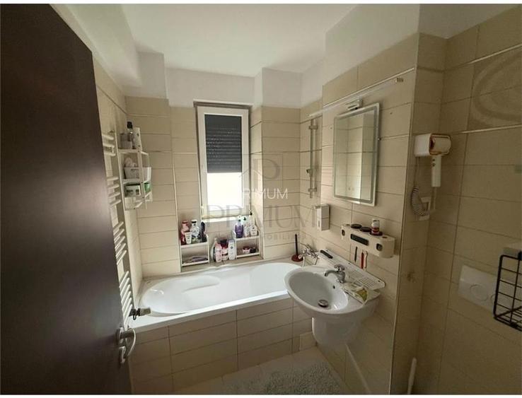 TORONTALULUI | 3 CAM | 2 BAI | ET.2 | LOC PARCARE | BOXA | LIFT - 17