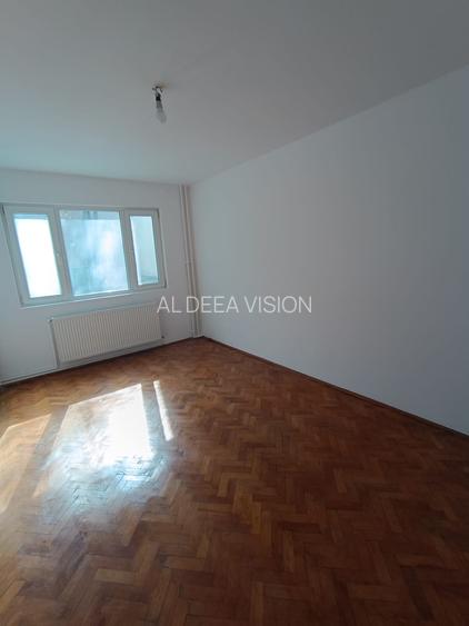 Apartament 3 camere, de vânzare, Gheorgheni, str. Rășinari, 67 mp, etj.1/4 - 4