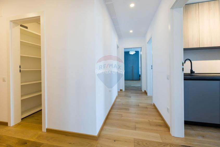 Apartament 3 camere de închiriat Urban Plaza Brașov, vedere Tâmpa - 9