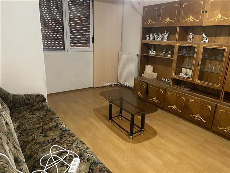 Apartament 3 camere , zona cartier Sud , 52 mp , decomandat ,mobilat - 3