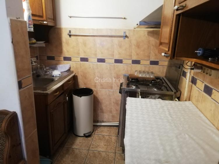 Vand apartament 3 camere cu spatiu generos - 4