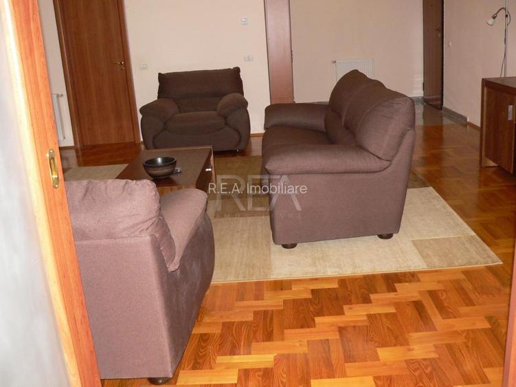 Apartament 3 camere, zona Nordului - 5