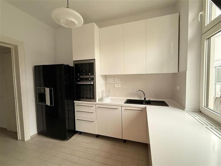 Vila pretabila activitate de birouri - 14