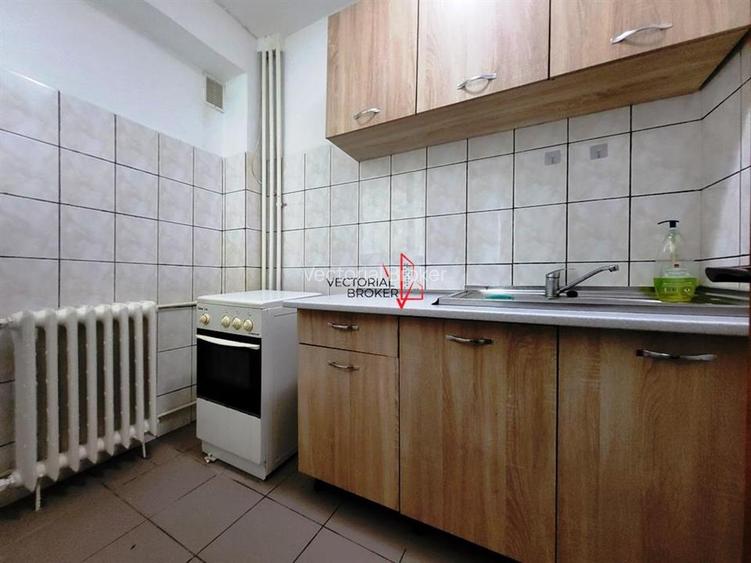 BVD CHISINAU / HIPOCRAT 2000 / GARSONIERA / CHIRIE - 4