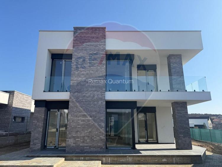 De vânzare casă 5 camere  în zona Dealuri Oradea - 3