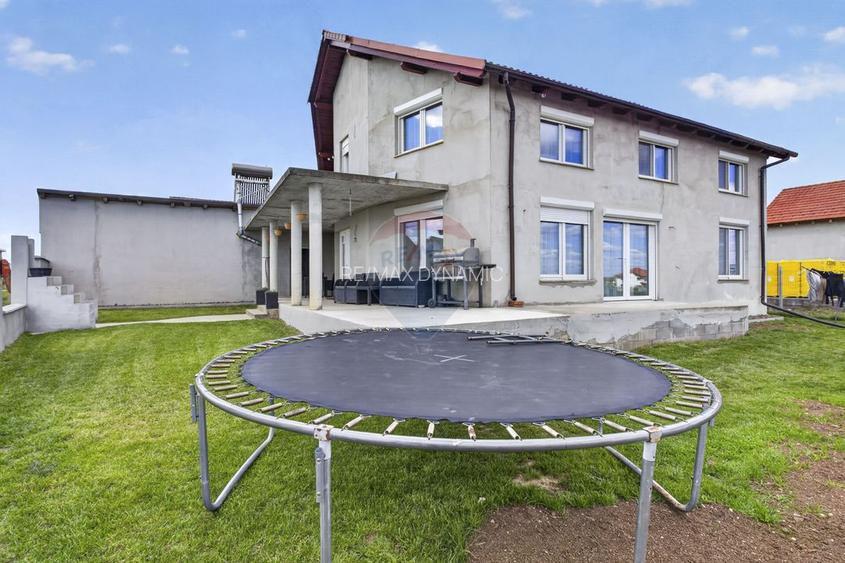 VILĂ MODERNĂ 2024 | 6 CAMERE | 203 MP UTILI | FÂNTÂNELE - 25