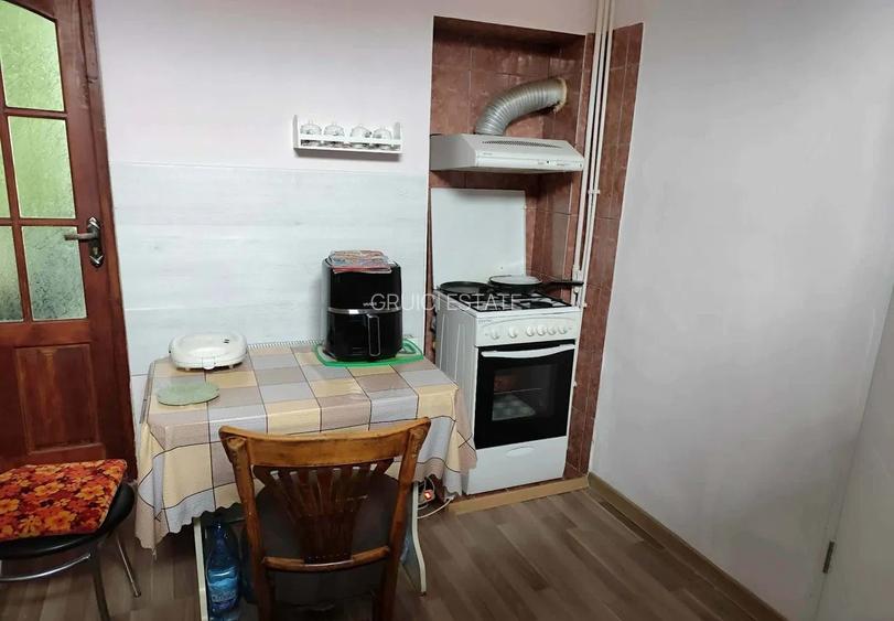 1 Camera | Printul Turcesc | Curte Comuna | 35 mp | Centrala Termica | Mobilat - 3