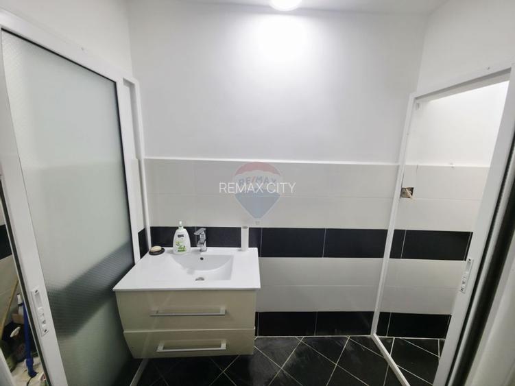 Spațiu comercial de 68mp de vânzare în zona Central/ sau inchiriere - 11