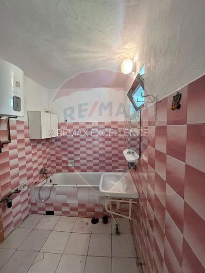 Casă / Vilă cu 5 camere de vânzare în zona Traian - 8