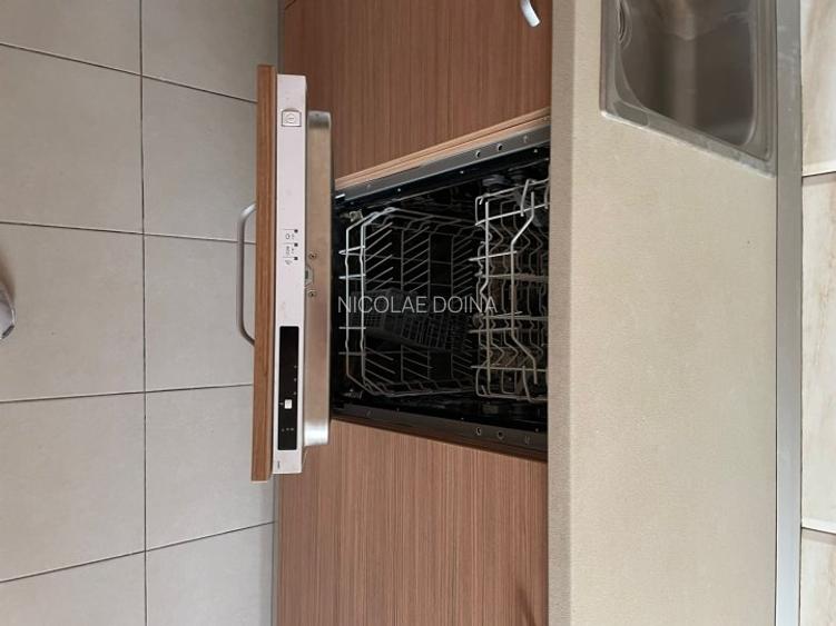 De inchiriat 3 camere Piata Alba-Iulia lux - 4