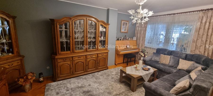 Apartament 3 camere zona centrala - 3