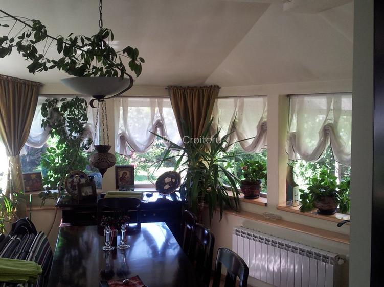 Resedinta de lux, amplasata ultracentral in orasul Iasi, teren 750 mp - 2