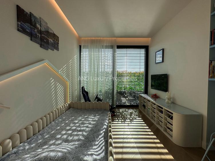 Furnished Penthouse with Panoramic Terrace in Prime Bucharest - 17